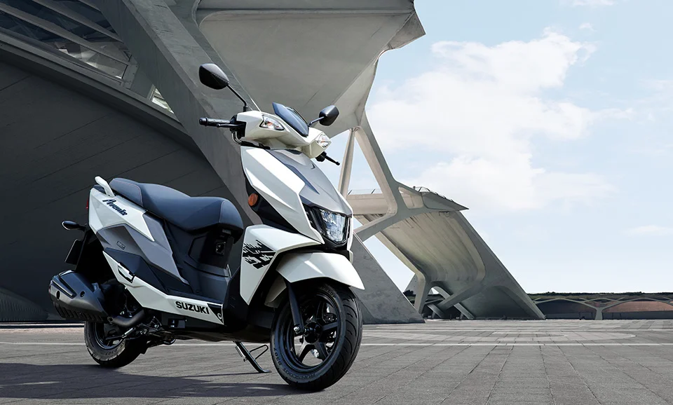 Suzuki Avenis 125 White