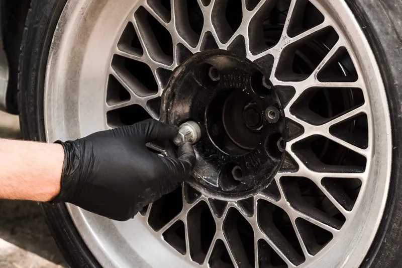 Velg Mobil Retak Bisa Karena Hal Ini