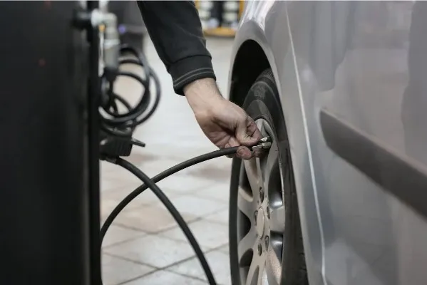 Tekanan Angin Ban Mobil